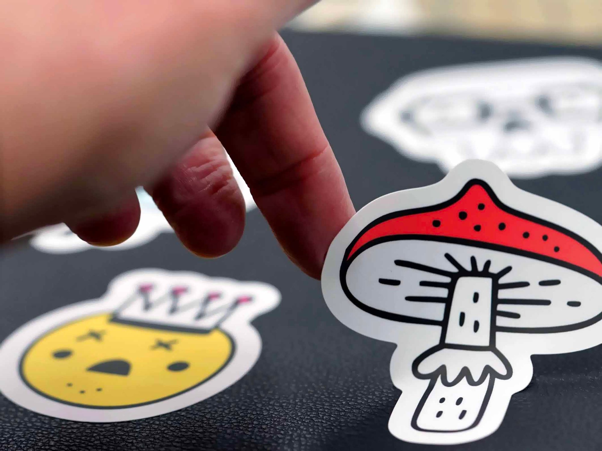 Socials - BIS_DieCut_C_DiecutStickers 13