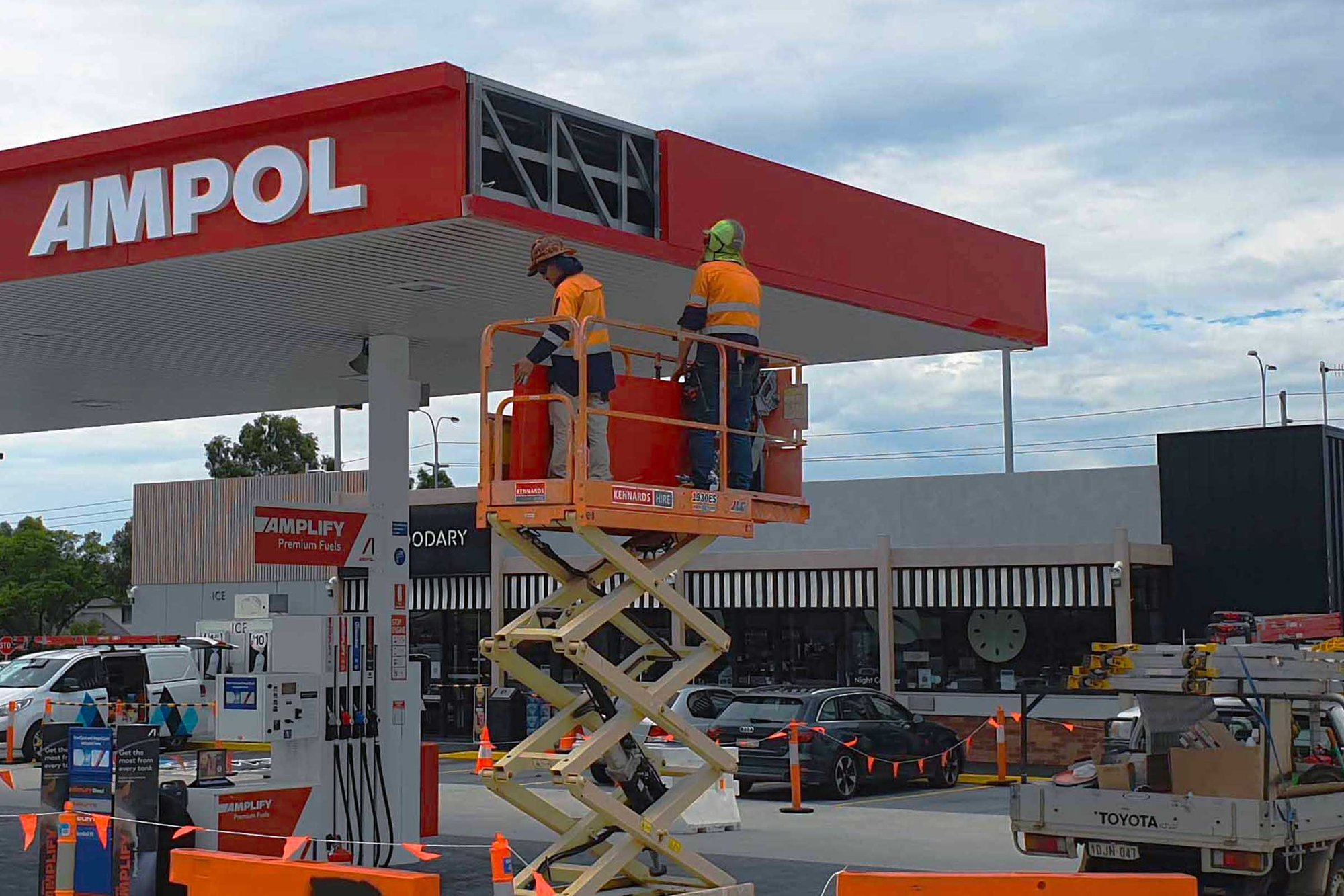 Ampol-Fascia